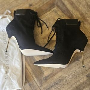 Good American Booties! 🖤